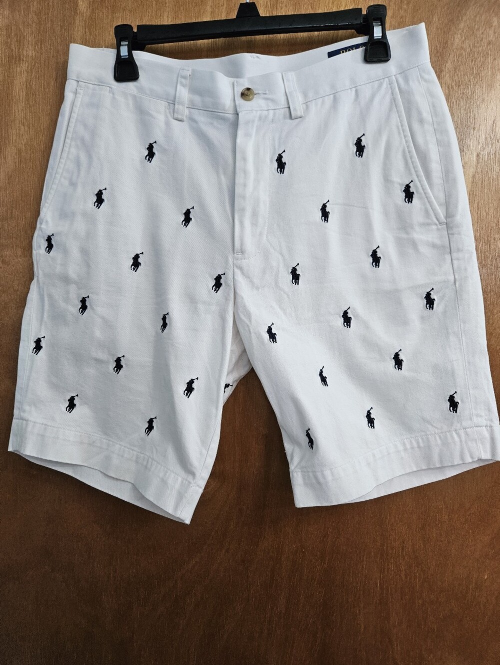 Polo Ralph Lauren White & Navy Pony Logo Shorts Size 30 x 9”